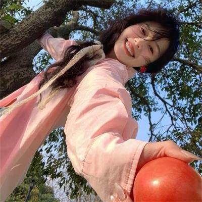 低沉的天空